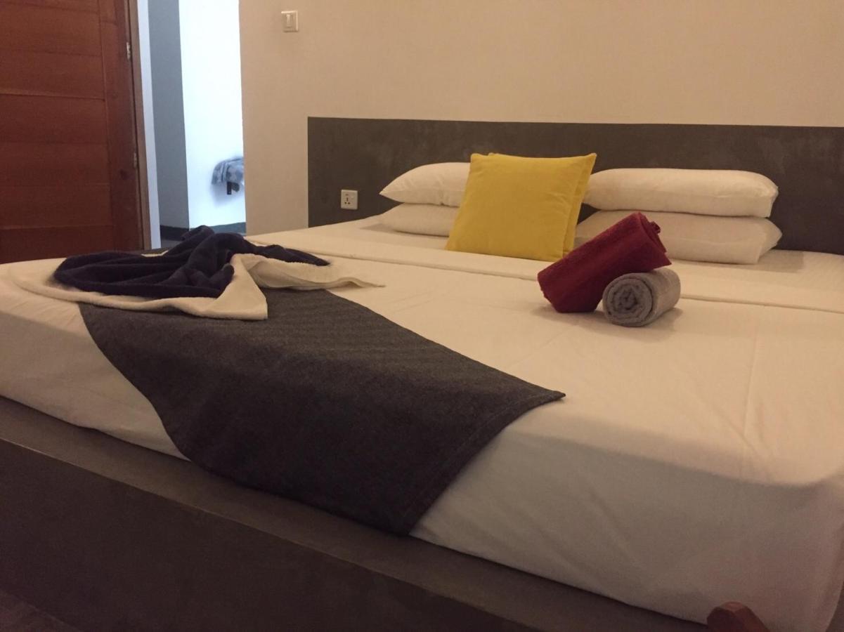 Secret House Homestay *